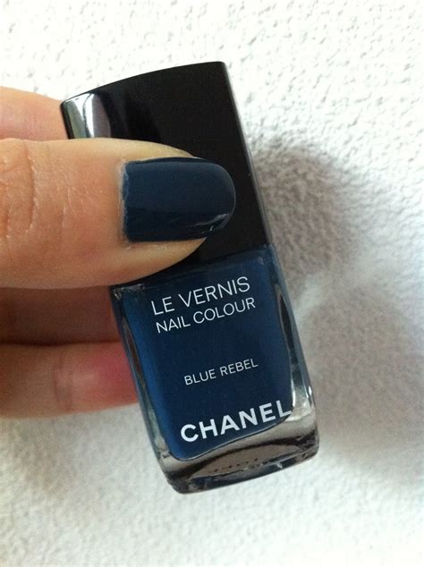 chanel nagellack blue rebel|Chanel Blue Rebel Le Vernis Nail Colour Review & Swatches.